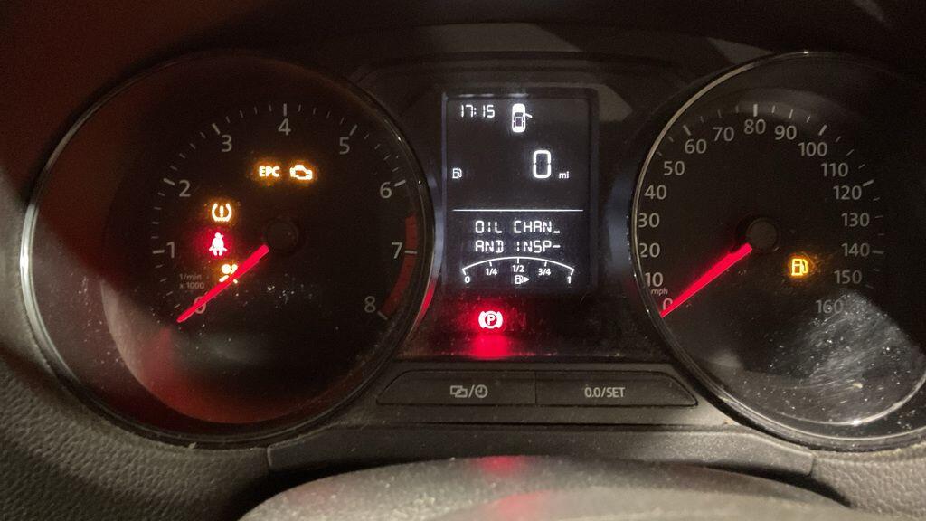 Used Volkswagen Polo 2015 for sale - 76850374: Photo 8