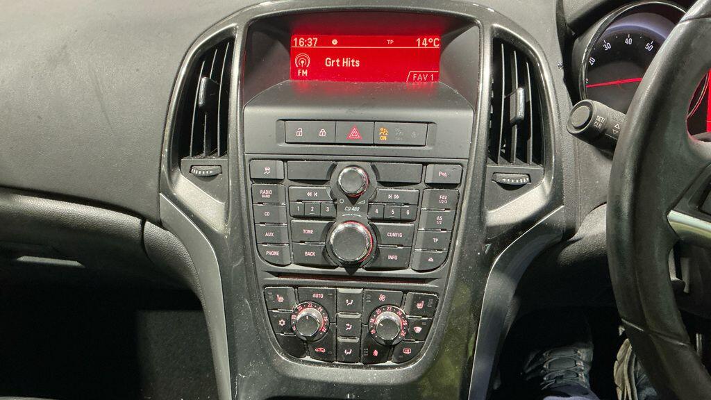 Used Vauxhall Astra for sale - 76485579: Photo 11