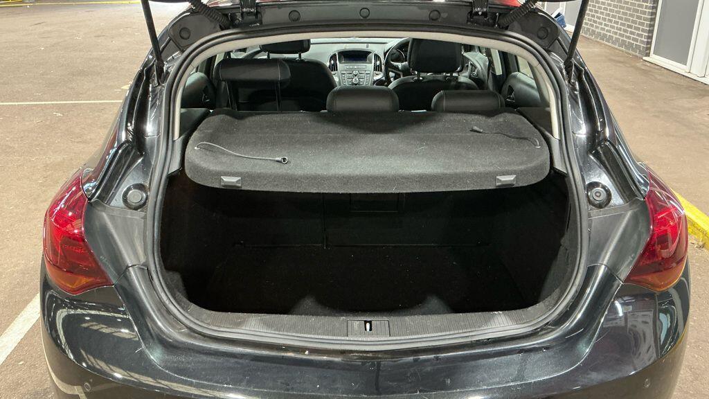 Used Vauxhall Astra for sale - 76485579: Photo 7