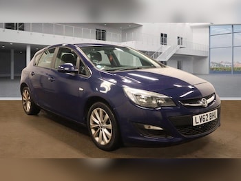 Used Vauxhall Astra 2012 for sale - 76214430: Photo 3