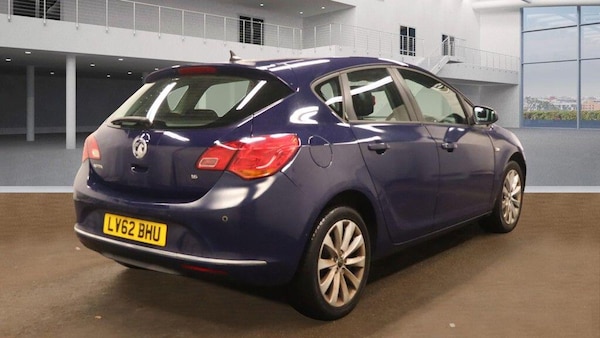 Used Vauxhall Astra 2012 for sale - 76214430: Photo 6