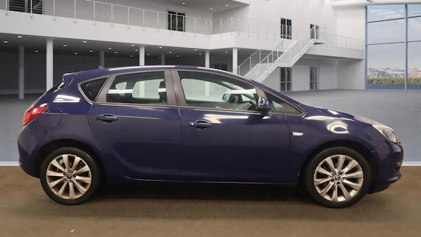 Used Vauxhall Astra 2012 for sale - 76214430: Photo 7
