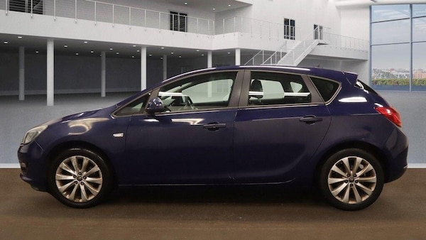 Used Vauxhall Astra 2012 for sale - 76214430: Photo 8