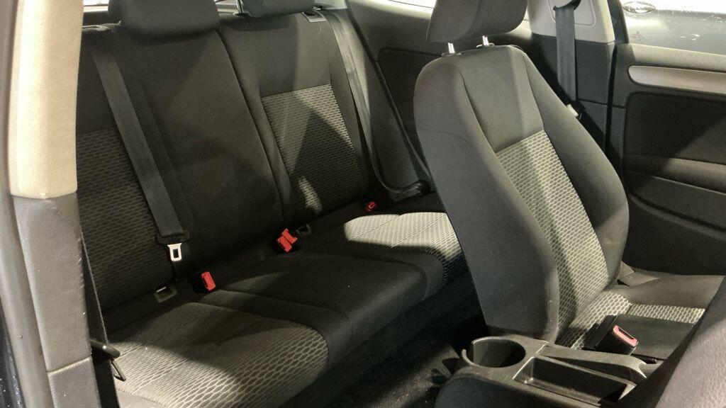 Used Volkswagen Golf 2011 for sale - 76513033: Photo 8