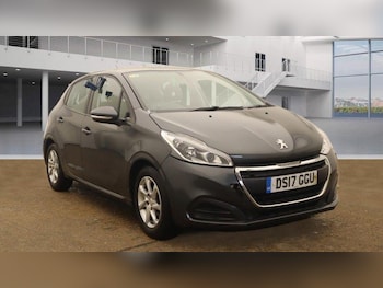 Used Peugeot 208 2017 for sale - 76099536: Photo
