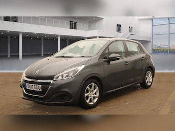 Used Peugeot 208 2017 for sale - 76099536: Photo