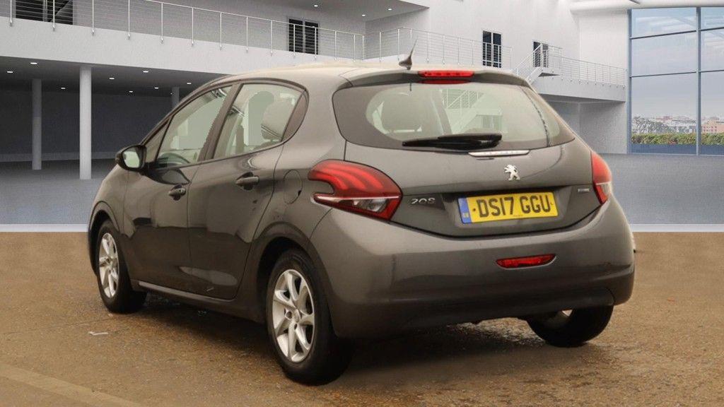 Used Peugeot 208 2017 for sale - 76099536: Photo 5