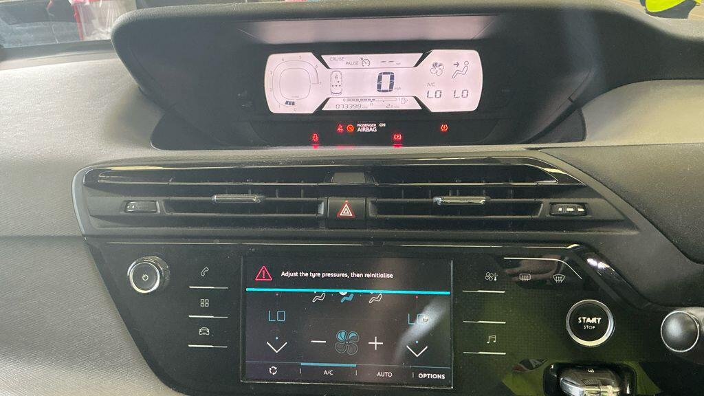 Used Citroen C4 Picasso 2017 for sale - 76381111: Photo 10