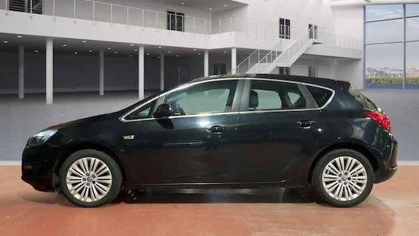 Used Vauxhall Astra 2015 for sale - 76215249: Photo 6