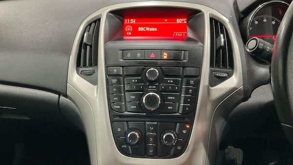 Used Vauxhall Astra 2013 for sale - 76295201: Photo 11