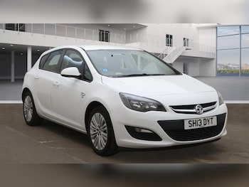 Used Vauxhall Astra 2013 for sale - 76295201: Photo