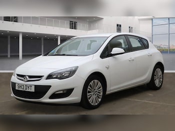 Used Vauxhall Astra 2013 for sale - 76295201: Photo