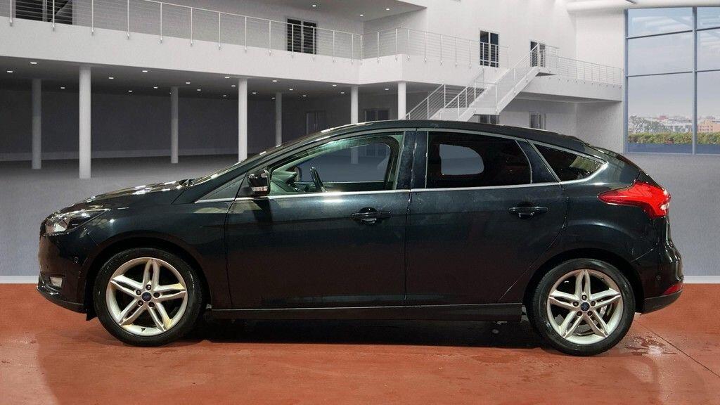 Used Ford Focus 2015 for sale - 76213887: Photo 6