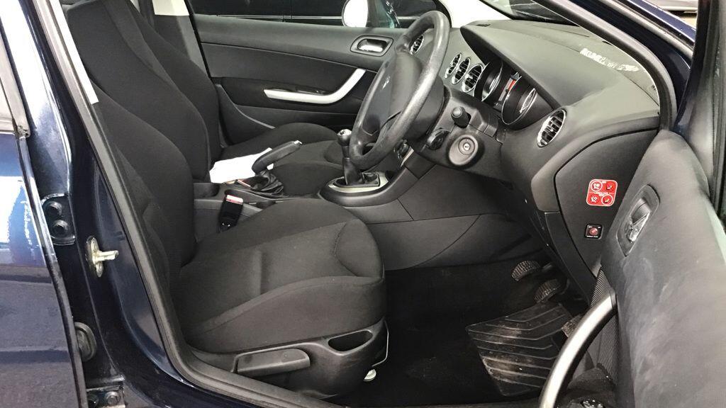 Used Peugeot 308 2011 for sale - 76550783: Photo 9