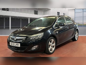 Used Vauxhall Astra 2012 for sale - 76213903: Photo 2
