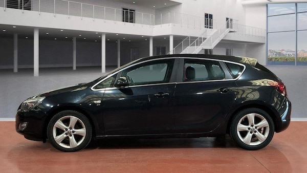 Used Vauxhall Astra 2012 for sale - 76213903: Photo 6