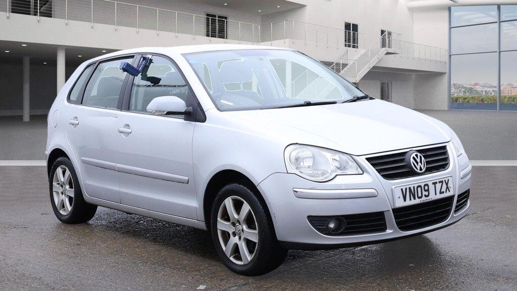 Used Volkswagen Polo 2009 for sale - 76850367: Photo 1