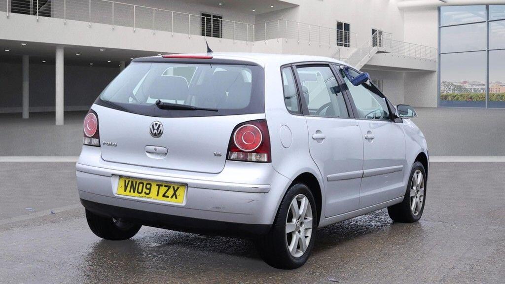 Used Volkswagen Polo 2009 for sale - 76850367: Photo 4