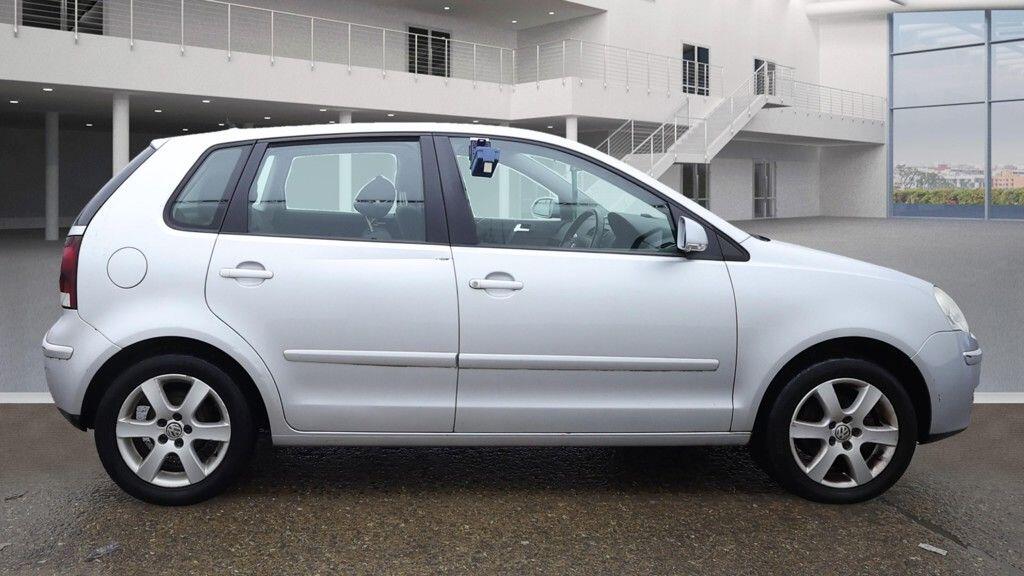Used Volkswagen Polo 2009 for sale - 76850367: Photo 5