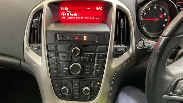 Used Vauxhall Astra 2013 for sale - 76228091: Photo 11