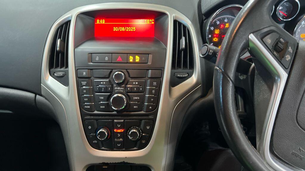 Used Vauxhall Astra 2014 for sale - 76099303: Photo 11