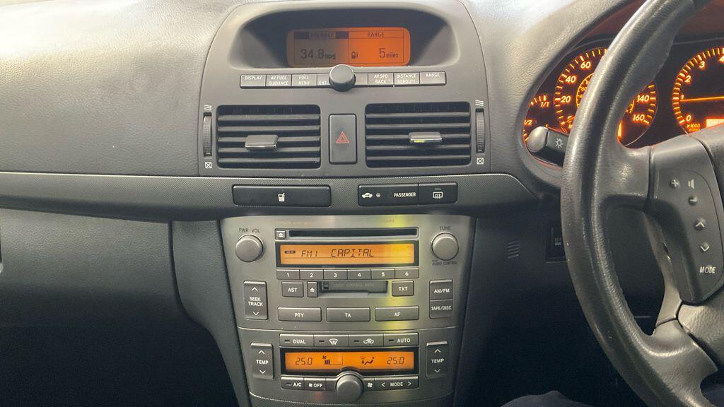 Used Toyota Avensis 2005 for sale - 76850002: Photo 11