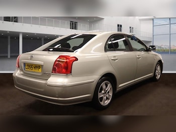 Used Toyota Avensis 2005 for sale - 76850002: Photo