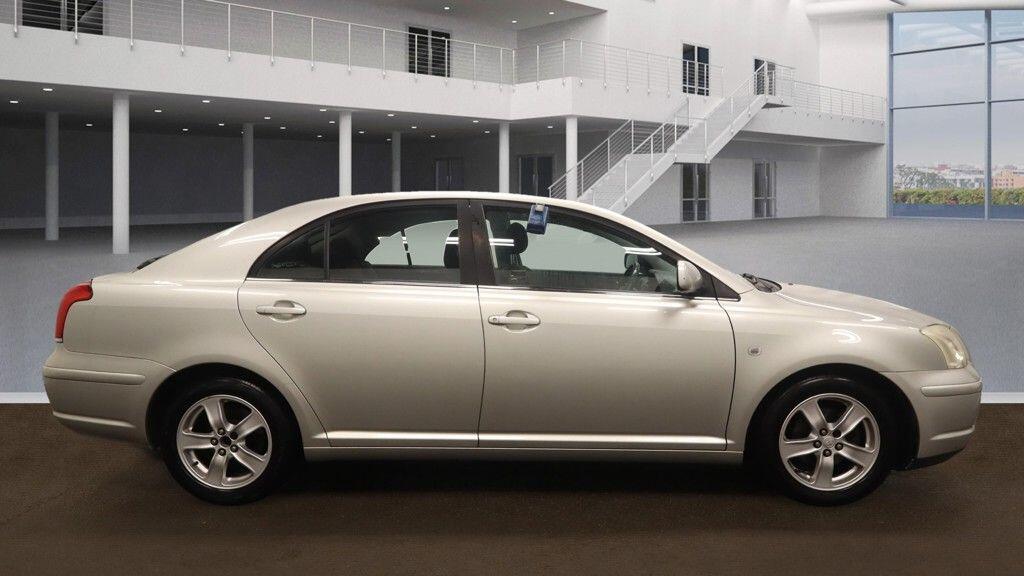Used Toyota Avensis 2005 for sale - 76850002: Photo 5