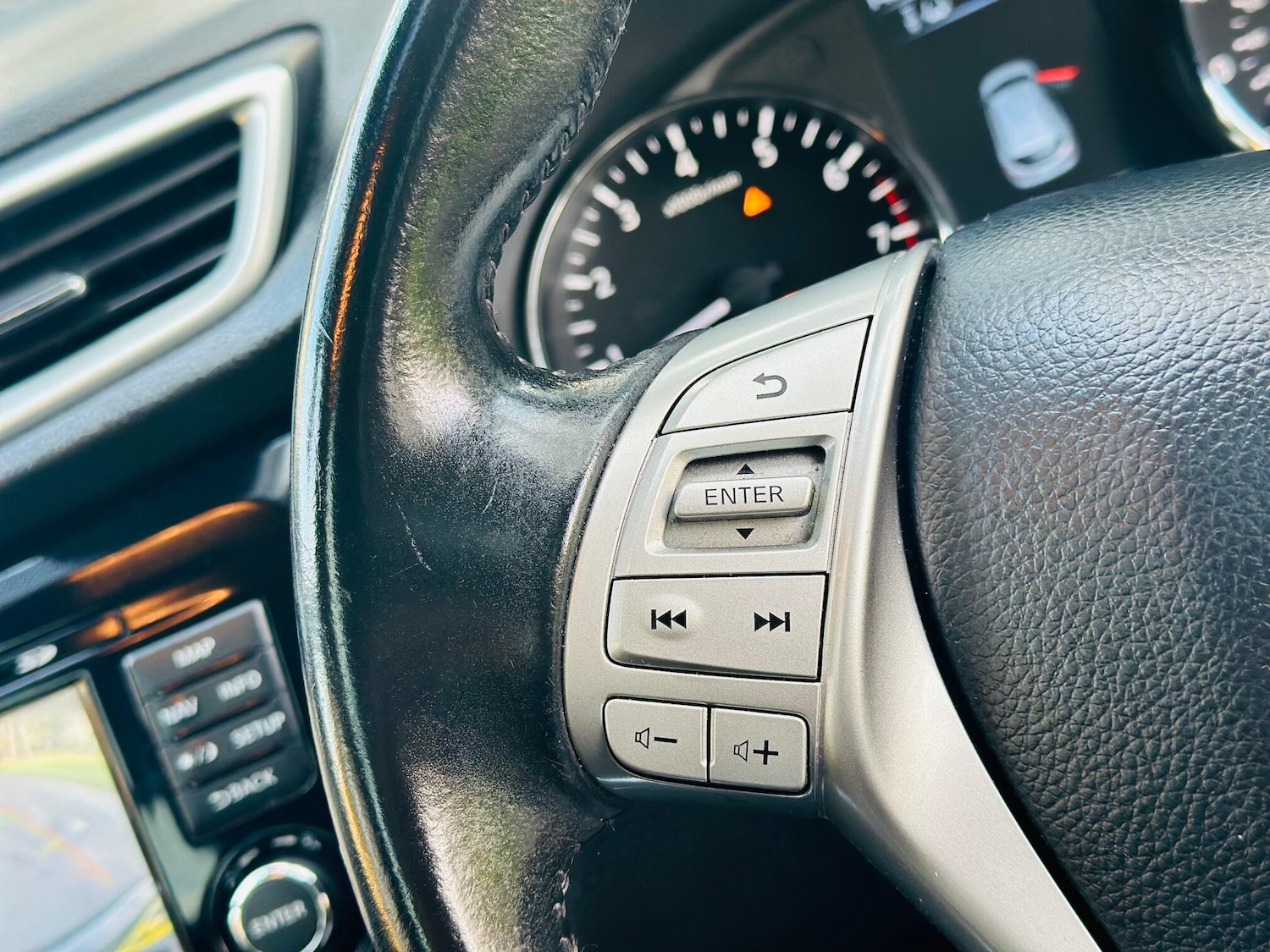 Used Nissan Qashqai 2016 for sale - 76512238: Photo 43