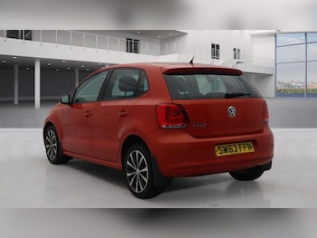 Used Volkswagen Polo 2013 for sale - 76850262: Photo