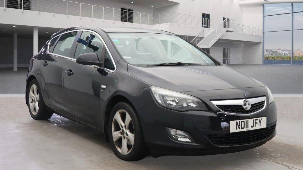 Used Vauxhall Astra 2011 for sale - 76136293: Photo 1