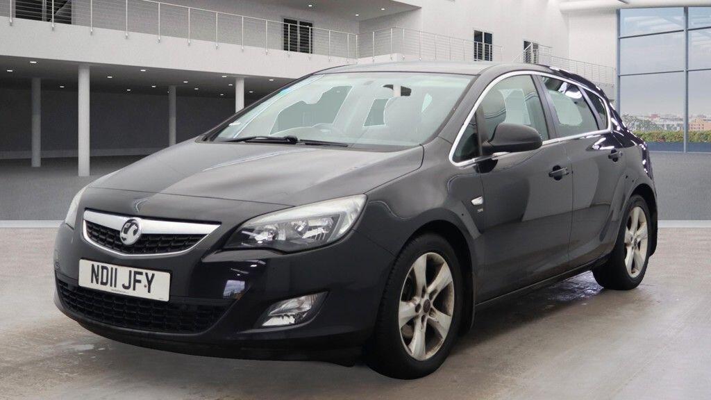 Used Vauxhall Astra 2011 for sale - 76136293: Photo 2