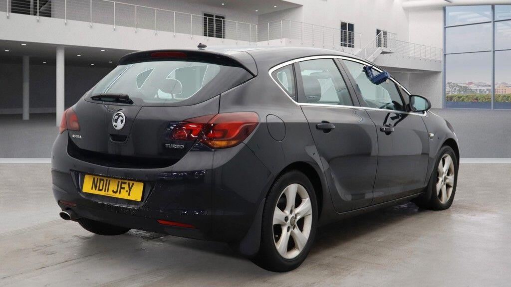 Used Vauxhall Astra 2011 for sale - 76136293: Photo 4