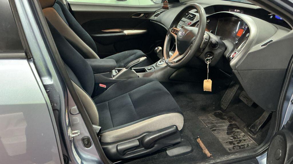 Used Honda Civic 2006 for sale - 76728195: Photo 9