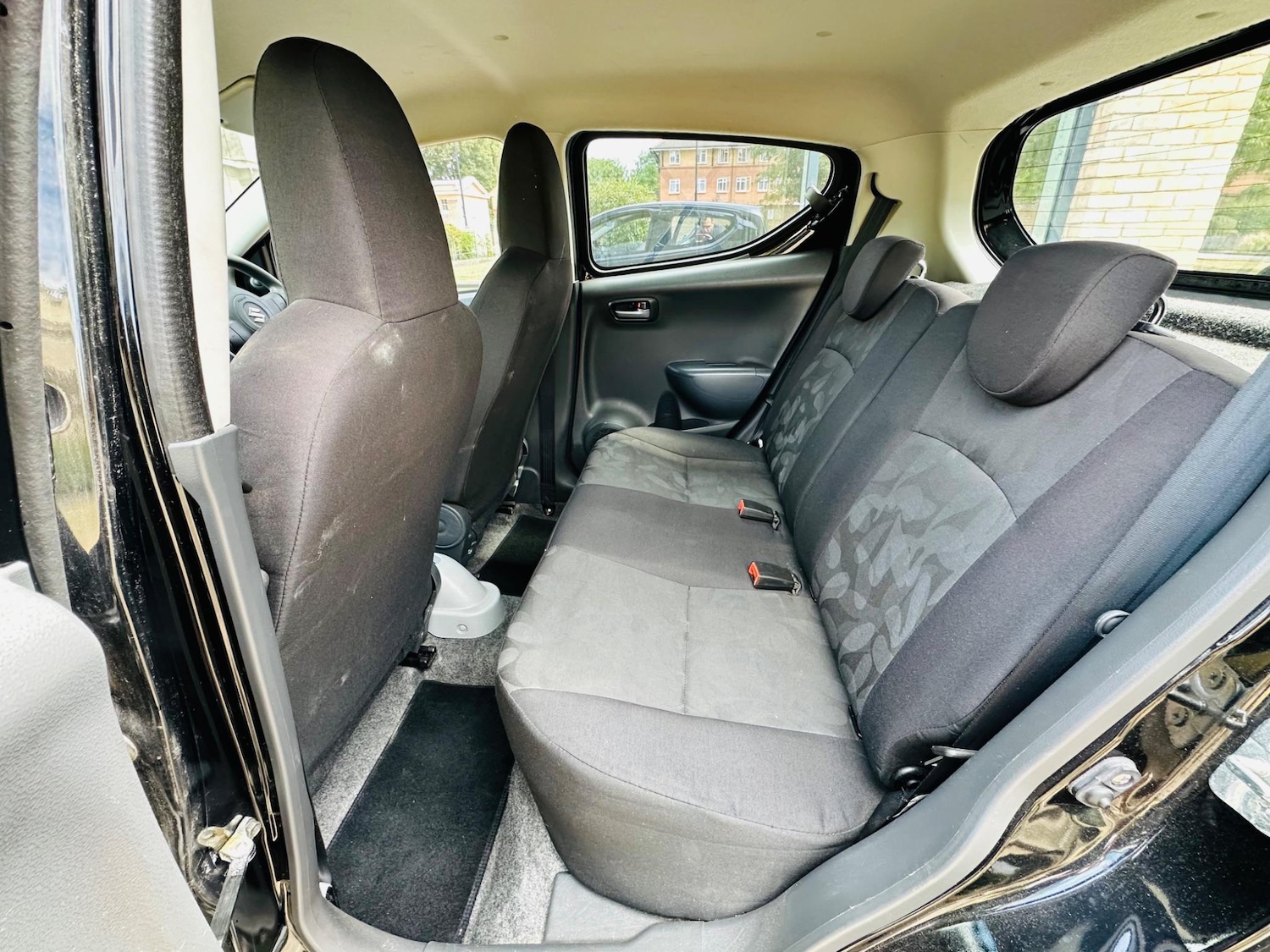 Used Nissan Pixo 2012 for sale - 76315125: Photo 10