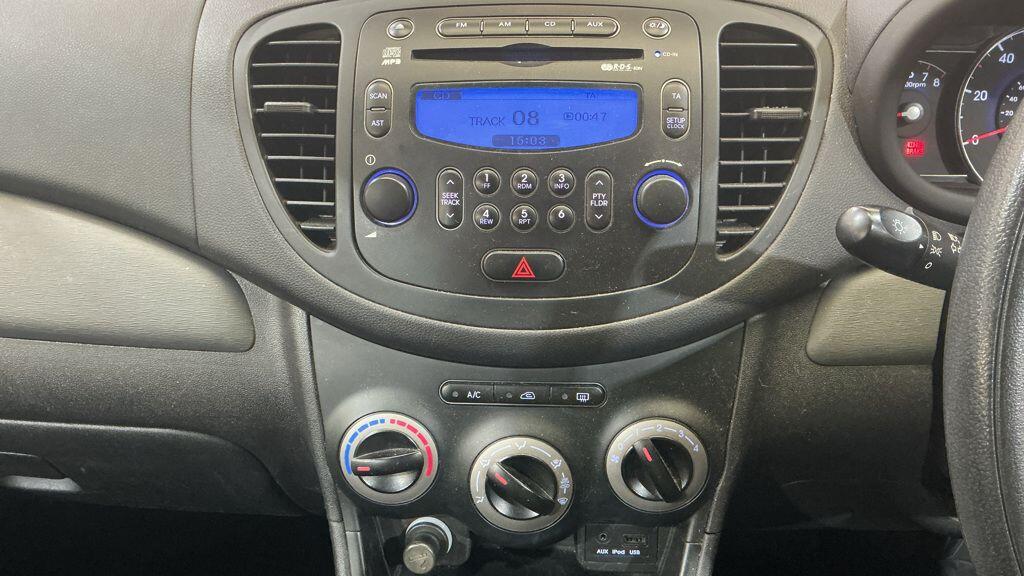 Used Hyundai i10 2012 for sale - 76512466: Photo 10