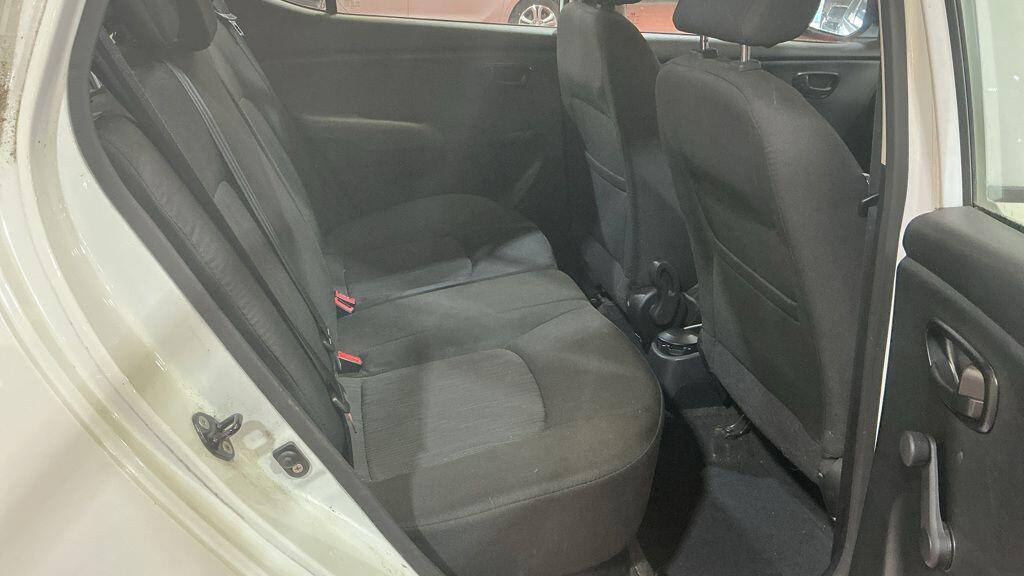 Used Hyundai i10 2012 for sale - 76512466: Photo 7