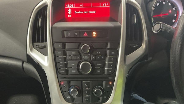 Used Vauxhall Astra 2015 for sale - 76214443: Photo 11