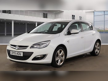 Used Vauxhall Astra 2015 for sale - 76214443: Photo 2