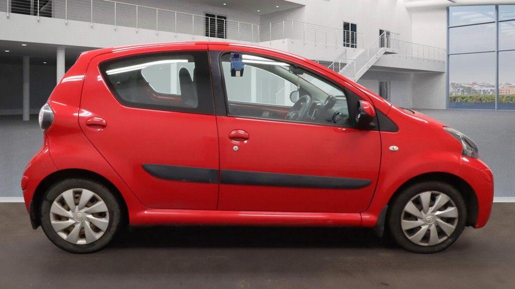 Used Toyota AYGO 2014 for sale - 76472803: Photo 5