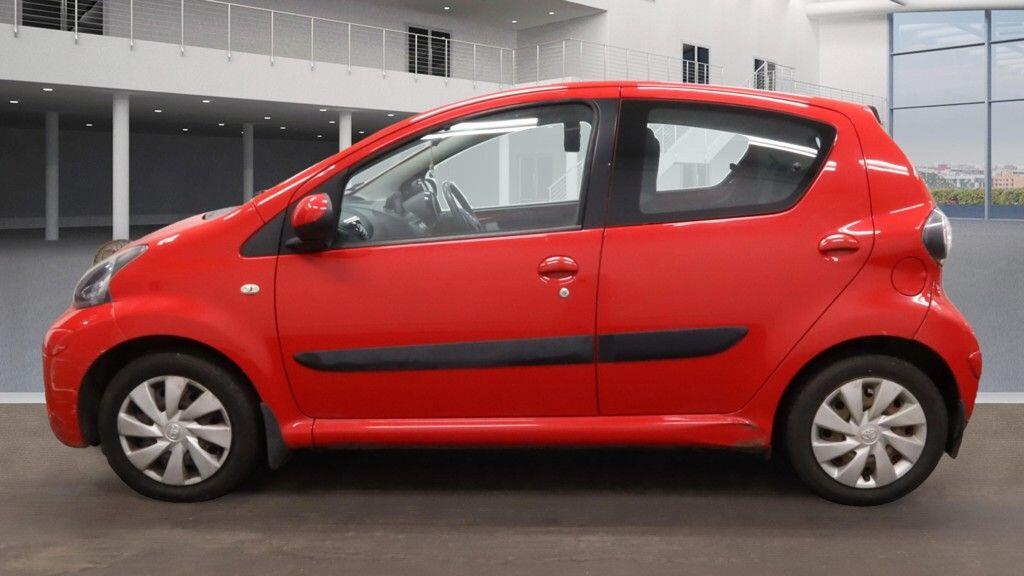 Used Toyota AYGO 2014 for sale - 76472803: Photo 6