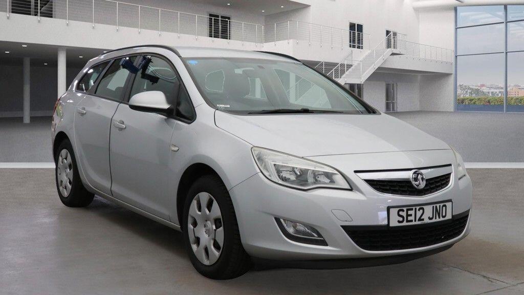 Used Vauxhall Astra 2012 for sale - 76138684: Photo 1
