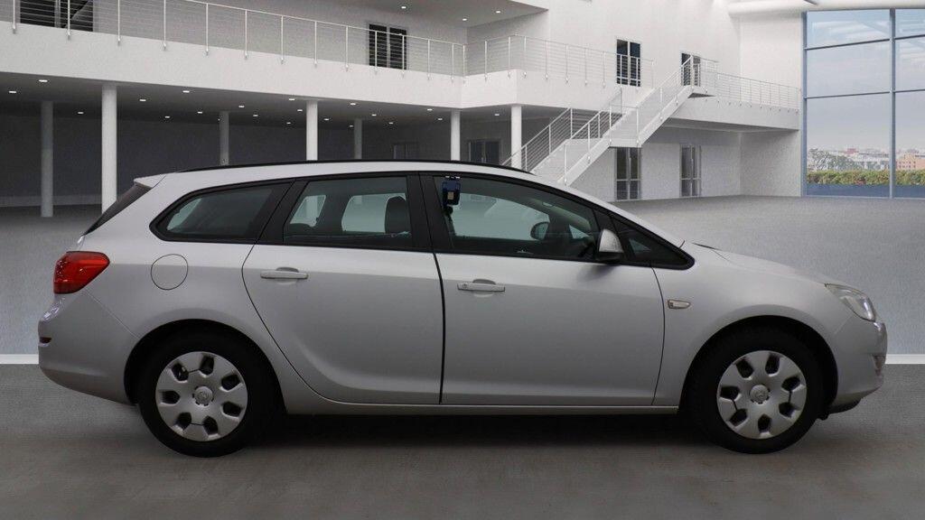 Used Vauxhall Astra 2012 for sale - 76138684: Photo 5