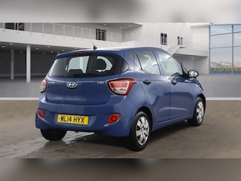 Used Hyundai i10 2014 for sale - 76850375: Photo