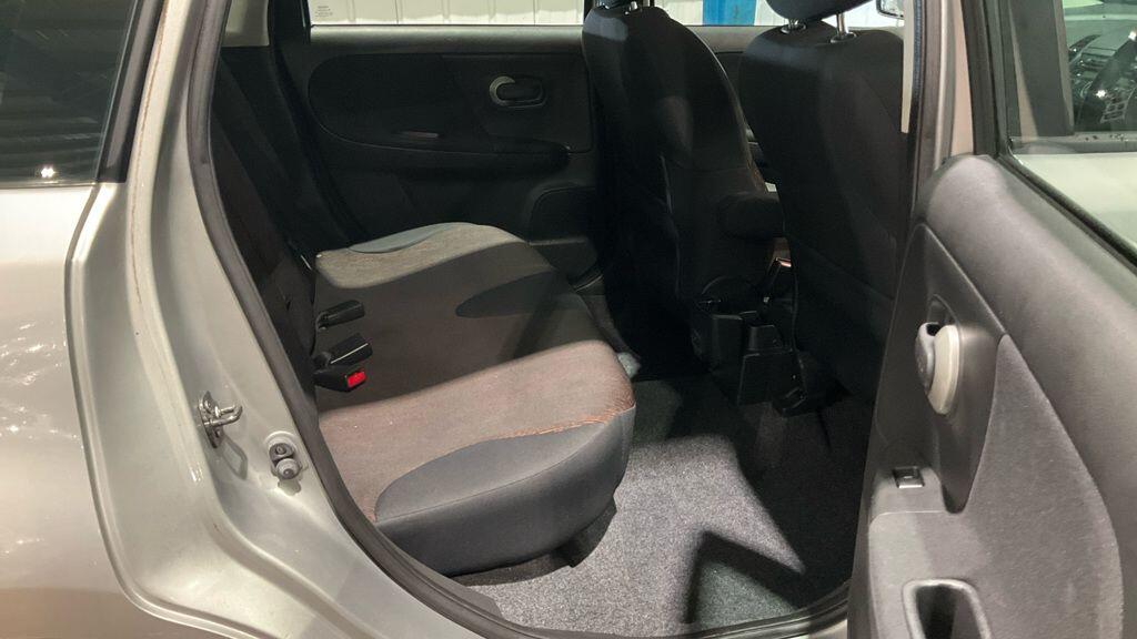 Used Nissan Note 2010 for sale - 76850387: Photo 8