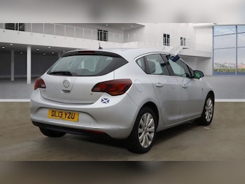 Used Vauxhall Astra 2013 for sale - 76226425: Photo