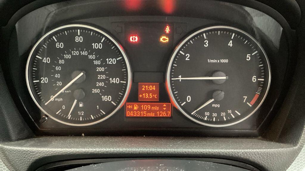 Used BMW 3 Series 2010 for sale - 76850184: Photo 10