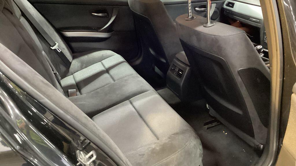 Used BMW 3 Series 2010 for sale - 76850184: Photo 8