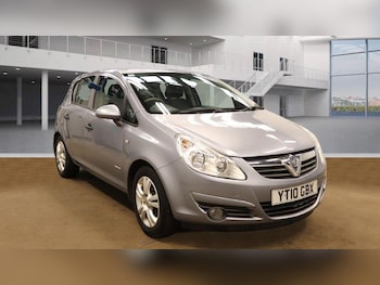 Vauxhall - Corsa