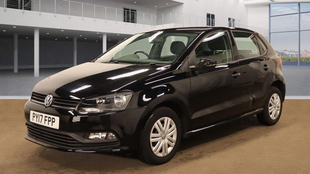 Used Volkswagen Polo 2017 for sale - 76099605: Photo 2